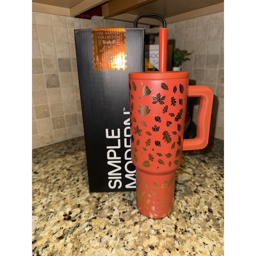 NIB Simple Modern Harvest‎ Collection Falling Gold Leaves Trek Tumbler 2024